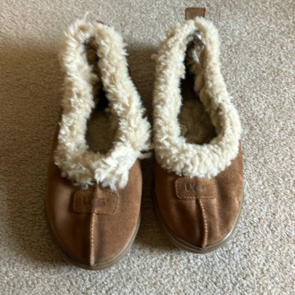 UGG, slip on Shirling lined shoes